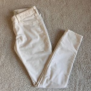 Abercrombie & Fitch Women’s White Skinny Fit Jean Size 2 (W 26)